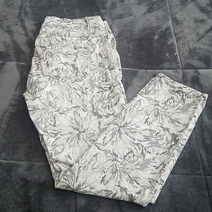 🌟Seven7 Skinny Jeans Floral Design